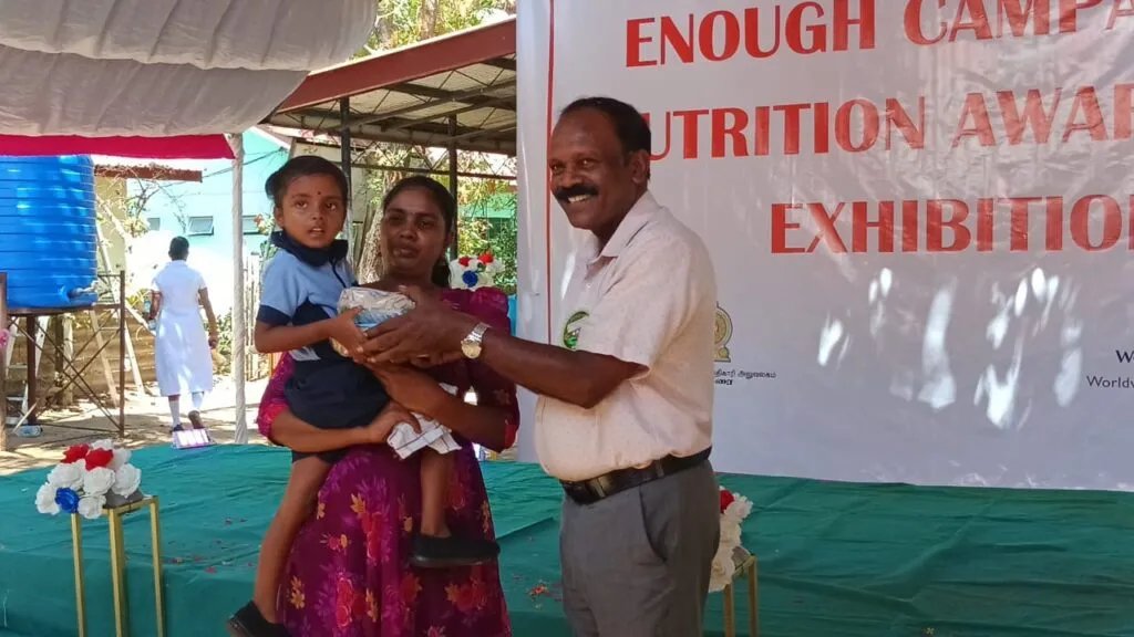 வாகரையில் “தேசிய போஷாக்கு மாதத்தை” முன்னிட்டு விழிப்புணர்வு நடைபவனியும், போசாக்கு உணவு கண்காட்சியும்