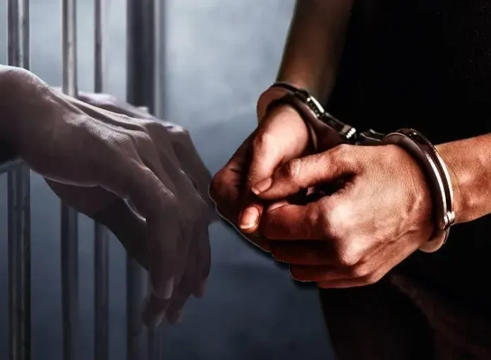 කෙහෙල්බද්දර පද්මෙගේ වෙඩික්කරු මාටියා කුදලන් එති