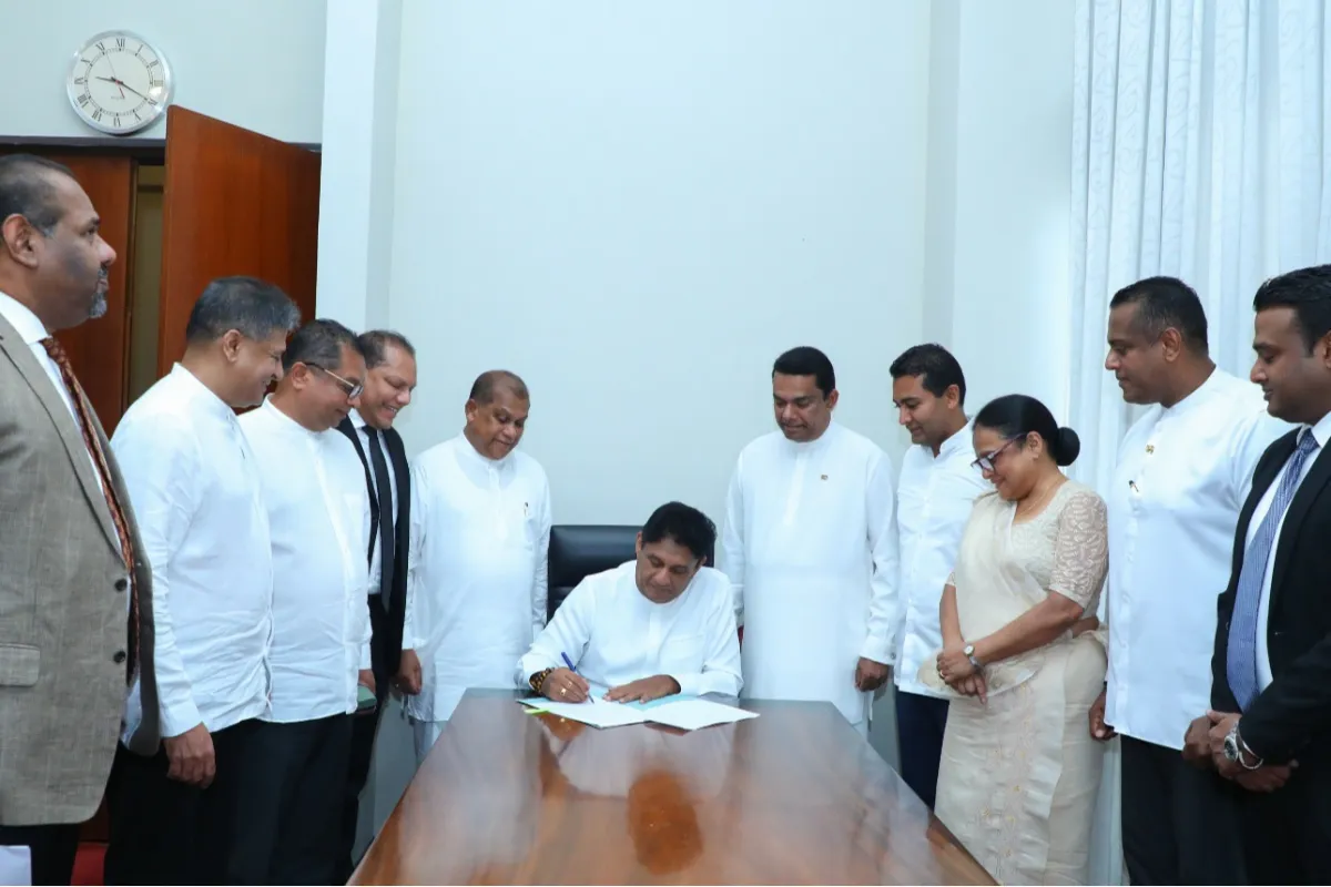 உயர் நீதிமன்ற நீதியரசர் வெற்றிடங்களால் நீதித்துறை முடக்கம்:நாடாளுமன்றில் எதிர்க்கட்சிகள் கூட்டாகப் பிரேரணை